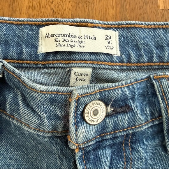 Curve Love Ultra High Rise 90s Straight Jean - Picture 5 of 10